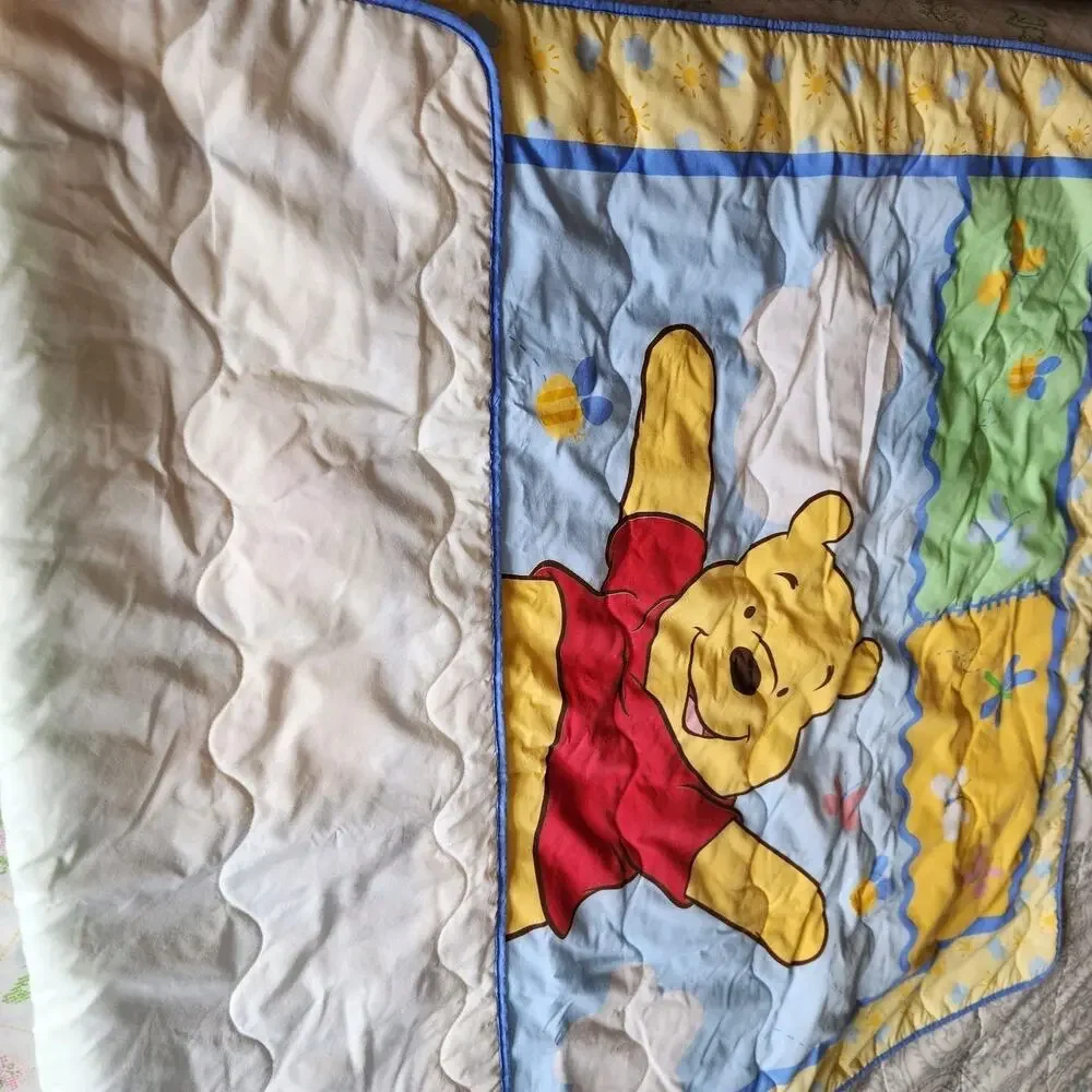 Vintage DISNEY Winnie The Pooh Quilted Blanket 42